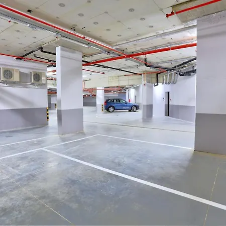 Tramontana Woodside 201&211, Free Parking & *