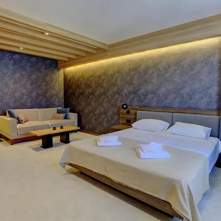 Apartamento Tramontana Woodside 201&211, Free Parking &